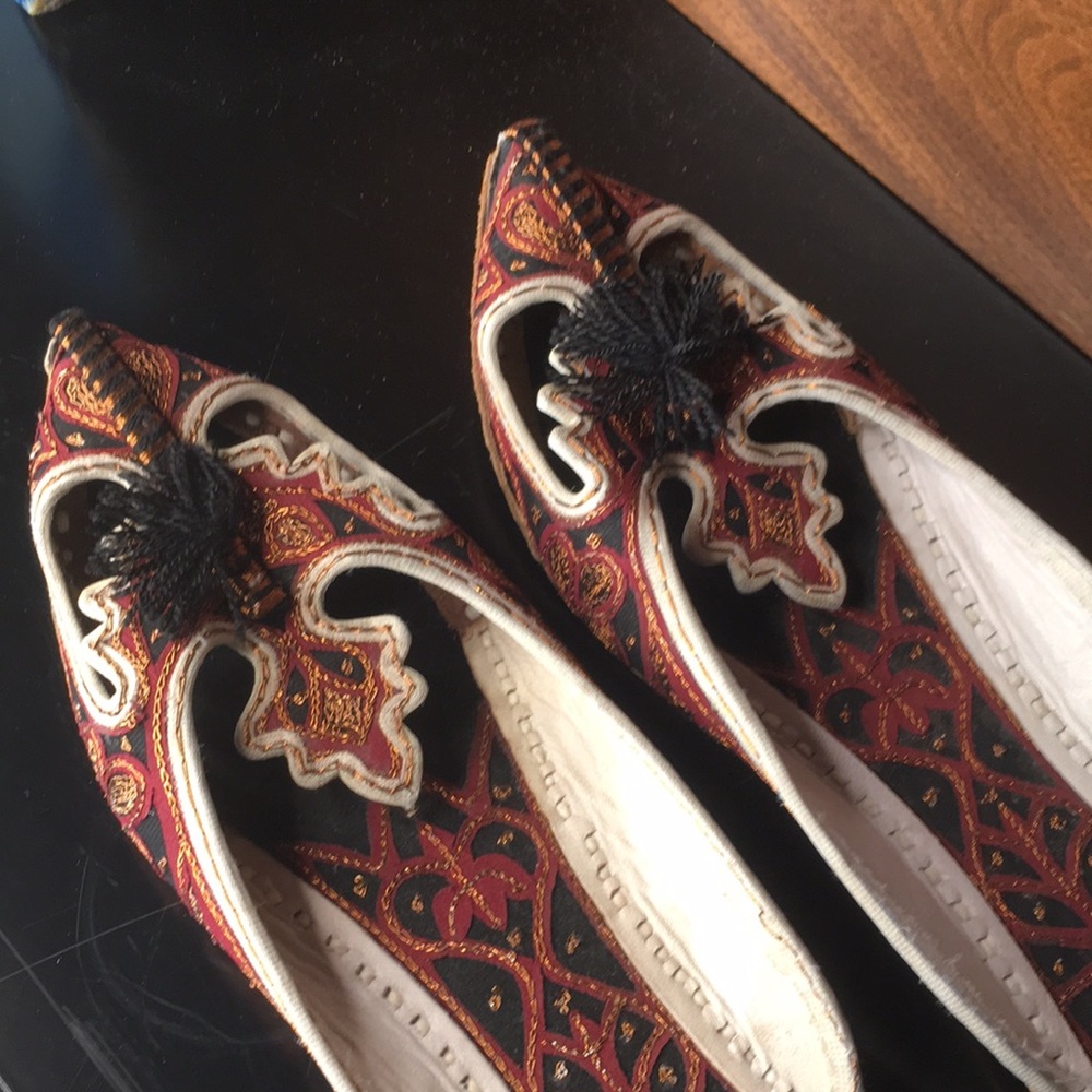 Vintage Handmade Arabian slippers - Picture 2 of 8